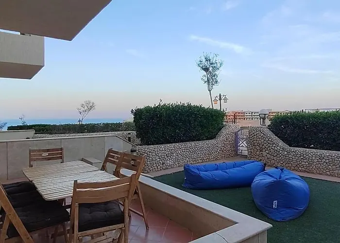 Villa Magnificent 5-bedrooms With Rooftop & Pool Access - No Mixed Egyptian Groups Ain Suchna